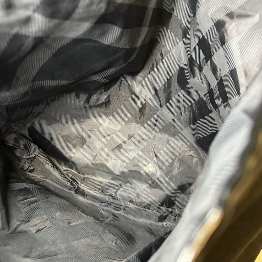 Burberry Tote Bag Black Patent Leather 17x20 Fragrances Shopper‎ Reusable Travel - Picture 6 of 6